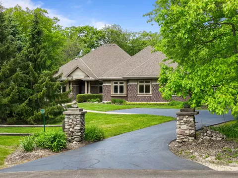 w4390 North Lake Shore Drive, Linn, WI 53147