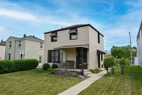 3664 S Whitnall, Milwaukee, WI 53207