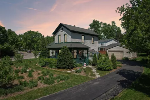 5404 N Mohawk, Glendale, WI 53217
