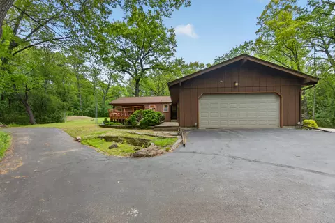 w284s3590 Grouse, Genesee, WI 53189