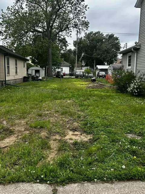 1533 George, La Crosse, WI 54603