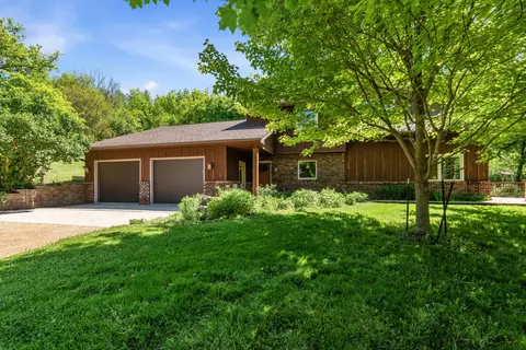w2106 Pond Road, Neosho, WI 53059