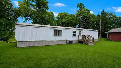 W1718 Fur, Montello, WI 53946