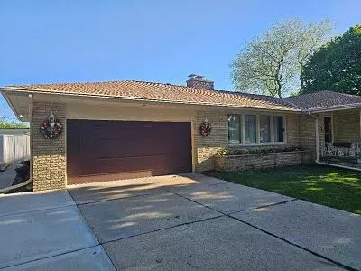 4519 Linderman, Racine, WI 53405