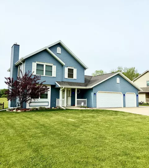 139 13th, Union Grove, WI 53182
