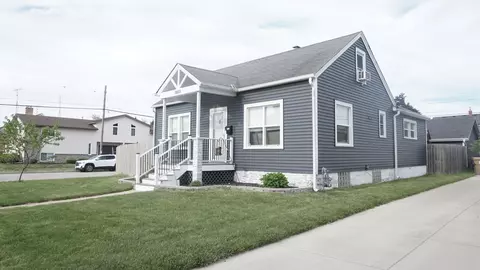 7603 28th, Kenosha, WI 53143