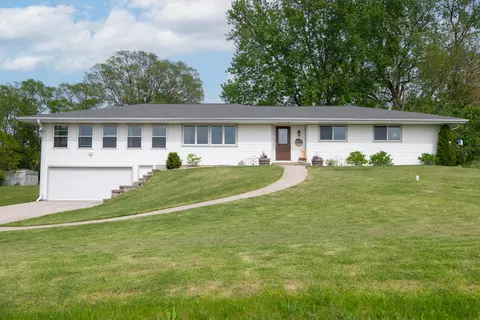 w220n9740 Amy Belle, Colgate, WI 53017