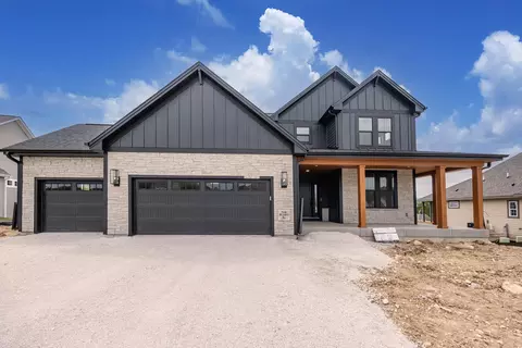 n66w21485 Sagebrush, Menomonee Falls, WI 53051