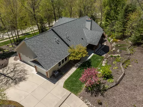 260 Glacial, Slinger, WI 53086