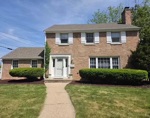 3012 N 70th, Milwaukee, WI 53210
