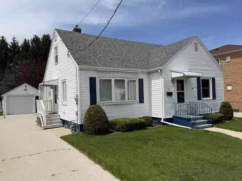 3110 School, Two Rivers, WI 54241