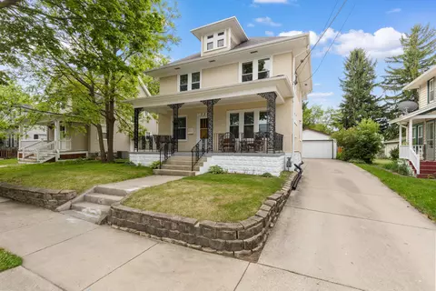 735 Beechwood, Waukesha, WI 53186