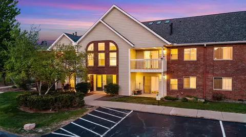 1936 Parknoll, Port Washington, WI 53074