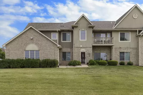 6834 53rd #37, Kenosha, WI 53144