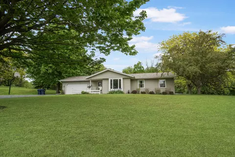 s56w23550 Maplewood, Waukesha, WI 53189