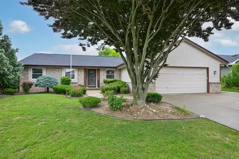 925 E Fitzsimmons, Oak Creek, WI 53154