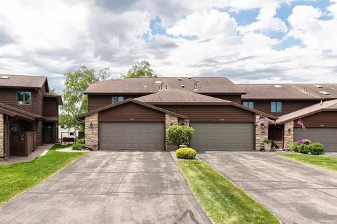 1067 Lauderdale, Onalaska, WI 54650