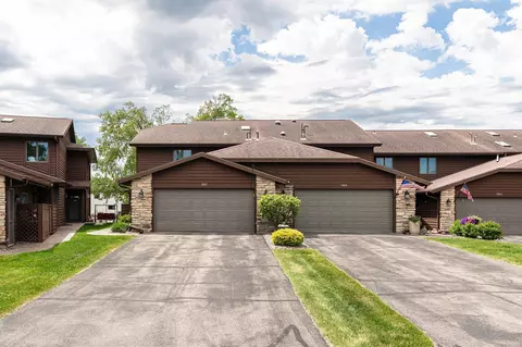 1067 Lauderdale, Onalaska, WI 54650