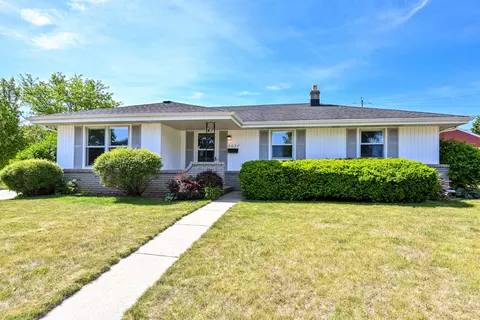 2637 E Henry, Cudahy, WI 53110