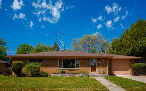 2710 S 17th, Sheboygan, WI 53081