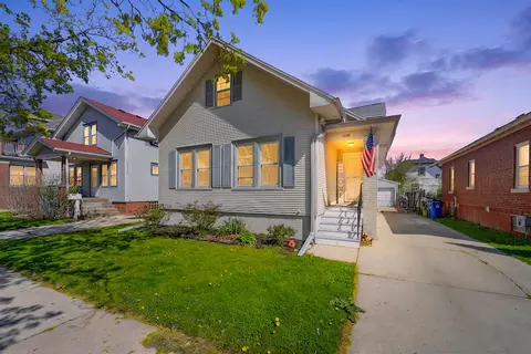 1238 Romayne, Racine, WI 53402