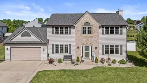 602 Woodland, Waterford, WI 53185