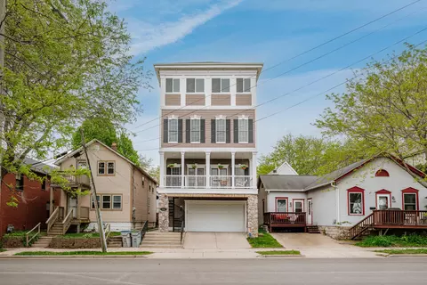 2425 S Superior, Milwaukee, WI 53207