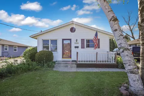 1109 S 36th, Manitowoc, WI 54220