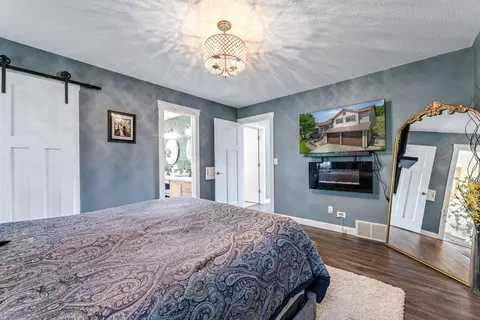 Bedroom - 712 Juniper, La Crescent, MN 55947 photo 2 of 4