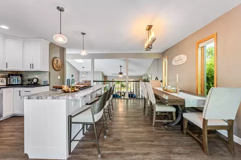 Dining - 712 Juniper, La Crescent, MN 55947 photo 1 of 1