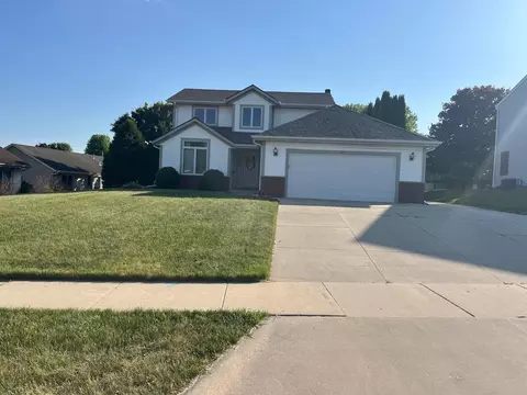 241 Quail, West Bend, WI 53095