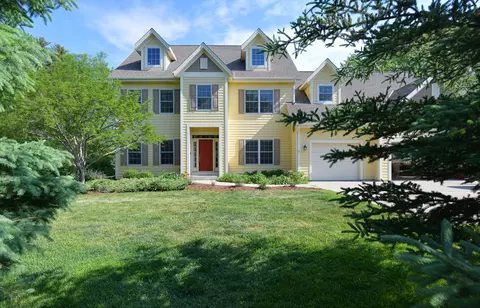 8050 W Mequon, Mequon, WI 53097
