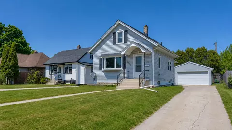 2316 Main, Sheboygan, WI 53083
