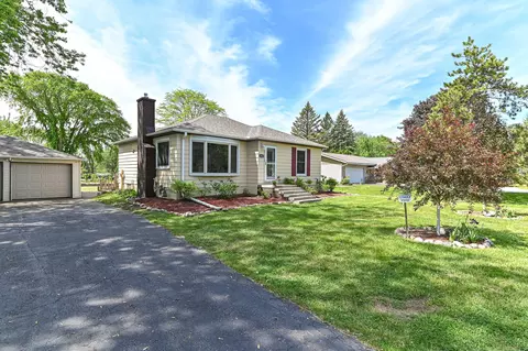 3663 E Obrien, Oak Creek, WI 53154