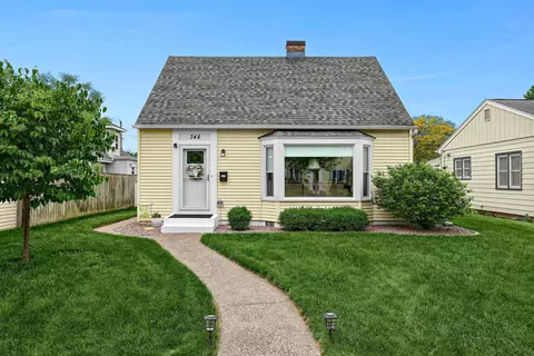 348 24th, La Crosse, WI 54601