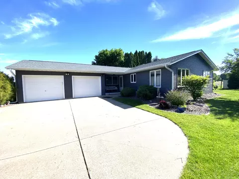 717 Mark, West Salem, WI 54669