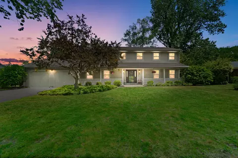 720 W Clovernook, Glendale, WI 53217