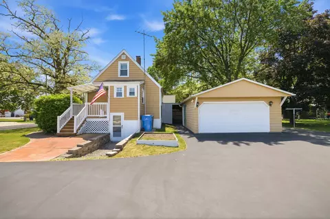 1178 N Fourth, Watertown, WI 53098