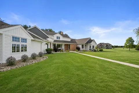 s90w34465 Whitetail, Eagle, WI 53119