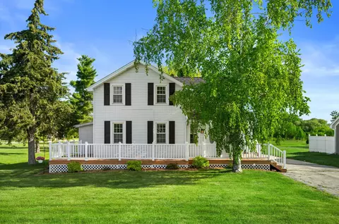 808 E Fitzsimmons, Oak Creek, WI 53154
