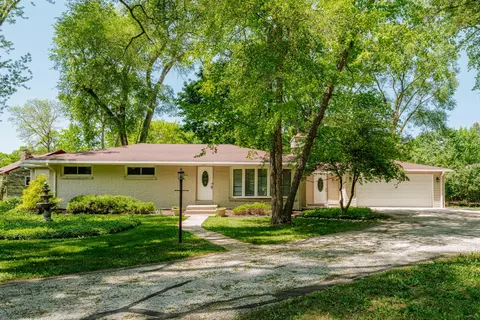 12400 Elmhurst, Elm Grove, WI 53122