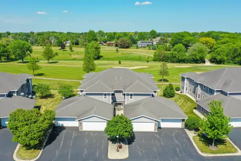 208 Potter #201, Elkhorn, WI 53121
