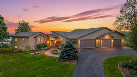 n6596 Riverview Road, Plymouth, WI 53073