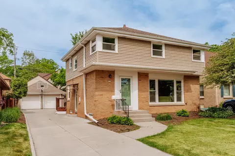 111 N 85th, Wauwatosa, WI 53226