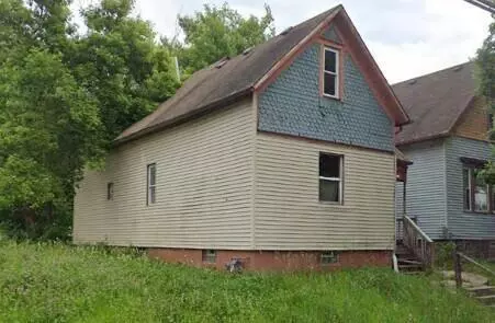 2040 N 24th, Milwaukee, WI 53205
