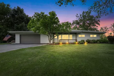 11300 Parkview, Hales Corners, WI 53130