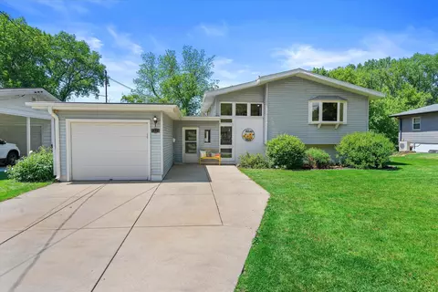 5613 Exeter, Greendale, WI 53129