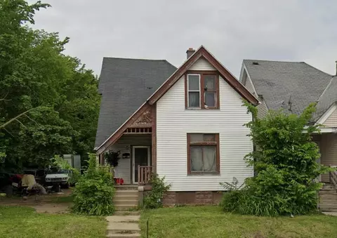 2133 N 27th, Milwaukee, WI 53208