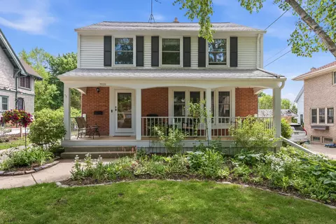 7525 Kenwood, Wauwatosa, WI 53213