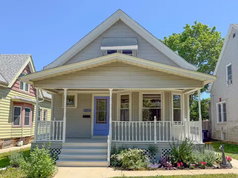 1454 S 75th, West Allis, WI 53214